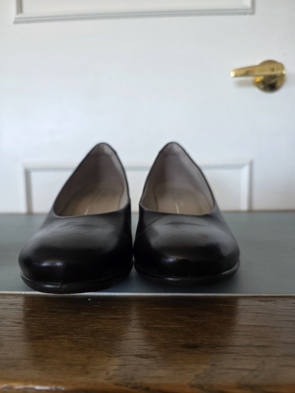 ECCO Dress Classic Black Leather Block Heel Pump; Size 37 Danish Design Comfort - Picture 6 of 9